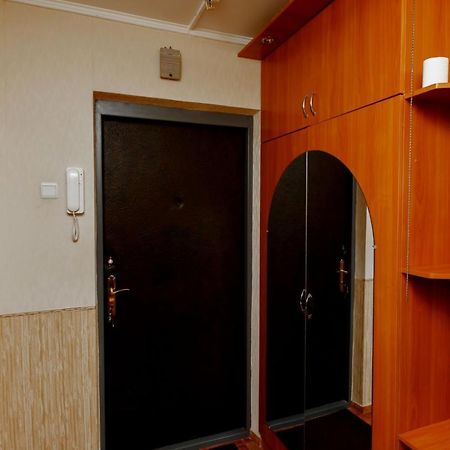 Сонячна Квартира На Княжому Затоні كييف المظهر الخارجي الصورة